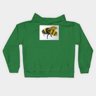 Bumble bee in Flight Kids Hoodie